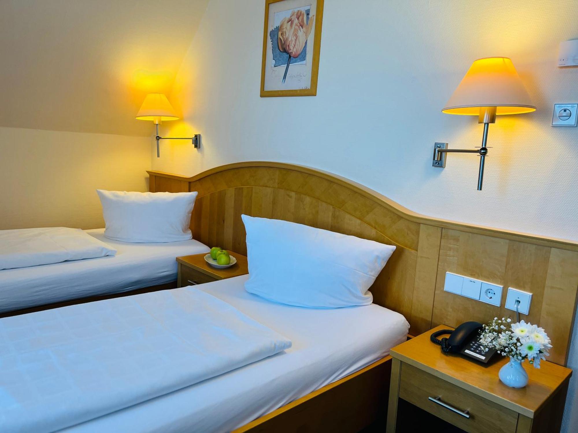 Doppelzimmer mit Gartenblick